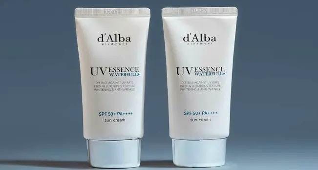 d’Alba UV Waterfull Essence Sun Cream